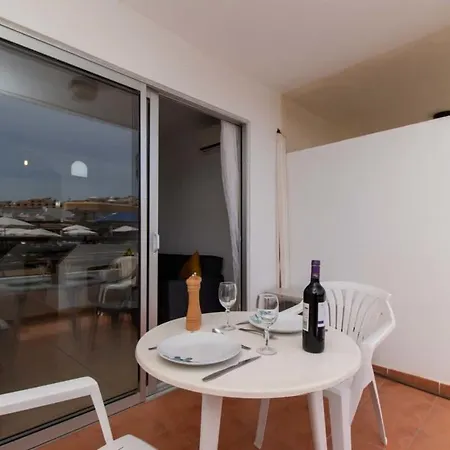 Santa Maria 57 - * 아데제